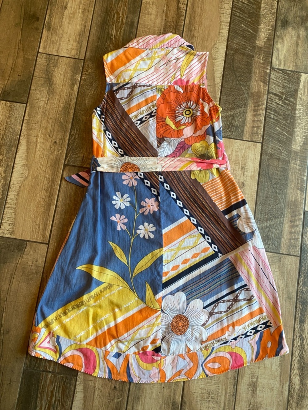 Charlie B Multicolor Floral & Geometric Sleeveless Midi Dress - Picture 5 of 13